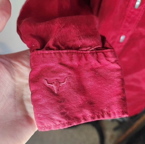 Vintage Longhorn Western Red Silk Shirt Size Small - Picture 3 of 6